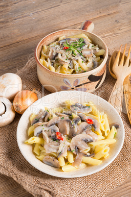 penne and mushroom sauce