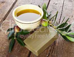 aleppo soap and olives