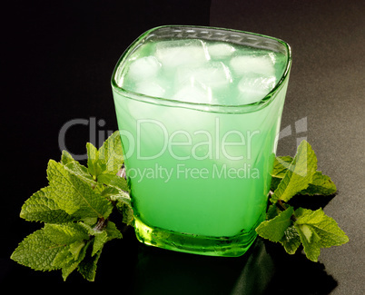 Drink with mint and ice