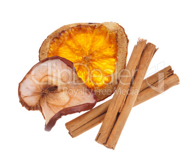 Dehydrated orange and apple with cinnamons