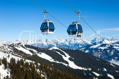 Cable car going to Schmitten