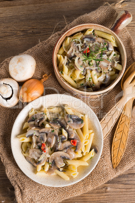 penne and mushroom sauce