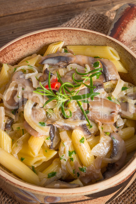 penne and mushroom sauce