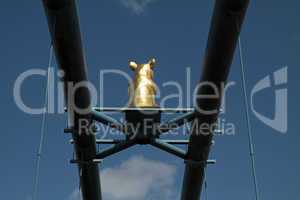 Goldene Ratte auf der Werderbrücke in Hameln