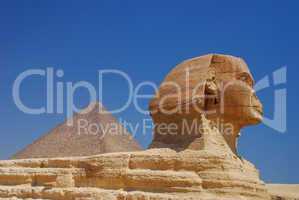 sphinx und pyramitde in aegypten