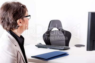 Woman waiting at the office of the Chief
