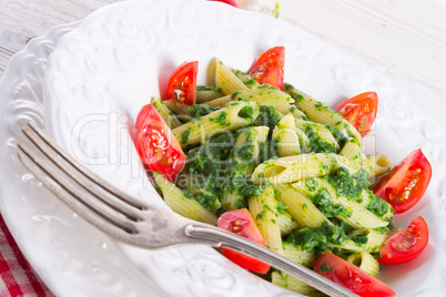 noodles with spinach