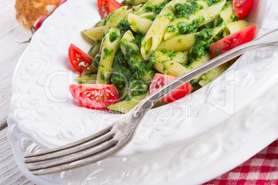 noodles with spinach