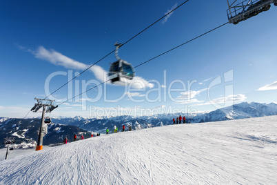 Cable car going to Schmitten