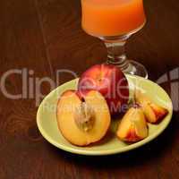 Juice with fresh peaches