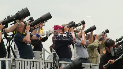 Reporter - Spotter with big camera lenses 10967