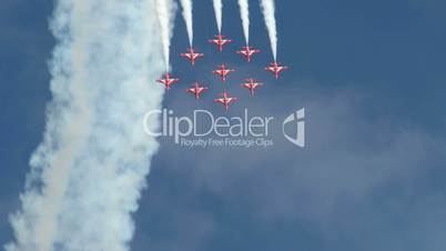 Red Arrows jet formation nosedive 10998