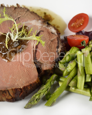 Beef Roast With Asparagus