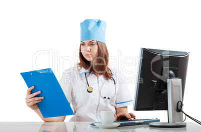 Doctor thinks the computer