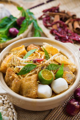 Singaporean Curry Noodle