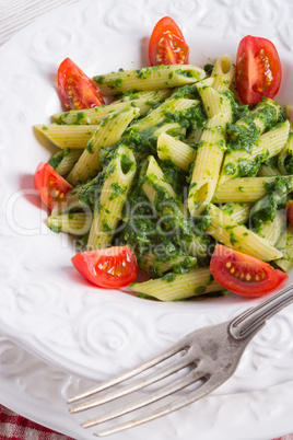 noodles with spinach