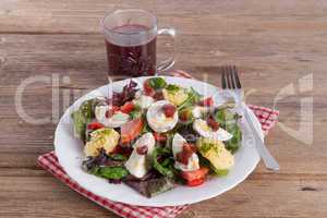 salad with boiled egg