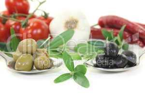 Oliven mit Olivenzweigen