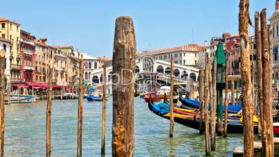 Time Lapse of Venice Rialto Bridge at the Grand canal