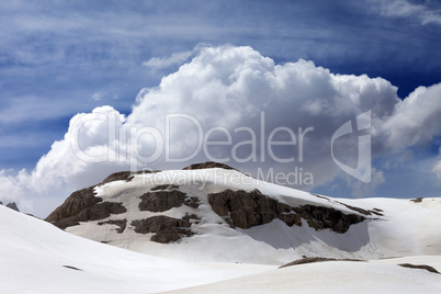 rocks with snow cornice