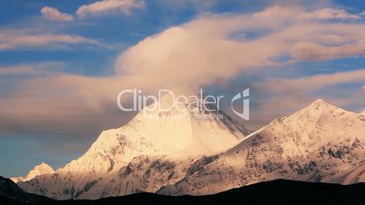 Movement of clouds over peak Dhaulagiri.