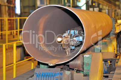 industrial machine for making steel pipes