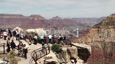 Tourists in the Grand Canyon (Arizona, USA)