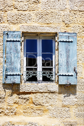 House front in the South of France