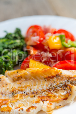 salmon sheet spinach tomato