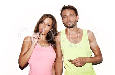 couple smoking e-cigarette