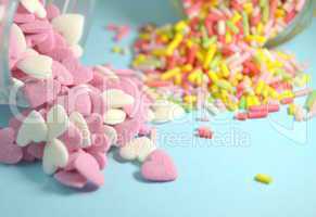 Small candies to decorate cakes