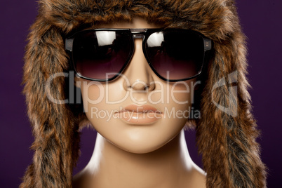 mannequin wearing fashion sunglasses