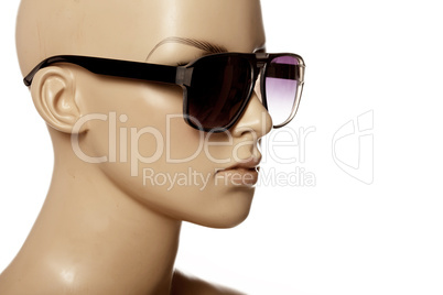 mannequin wearing fashion sunglasses