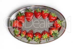 Erdbeeren auf Tablett