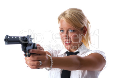 Blonde Frau mit Waffe