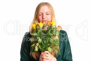 Verliebtes Mädchen mit Rosen