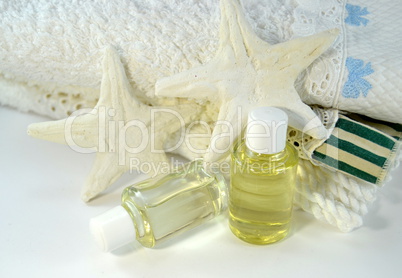 Bath towels with natural oils and starfish