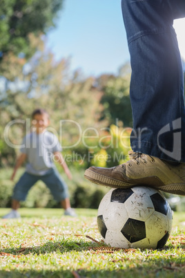 Child waiting for the football