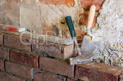 Klinkerwand mauern - lay a brick wall 01
