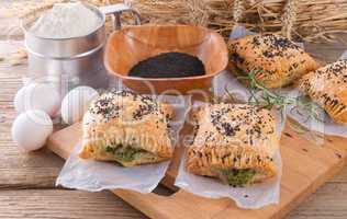 puff pastry with spinach filling and black cumin