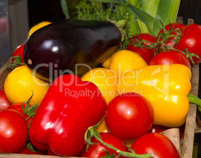 paprika tomatoes aubergines