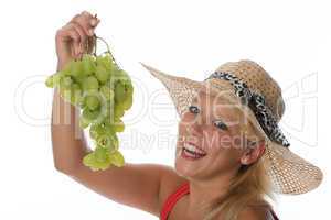 Frau mit Weintrauben