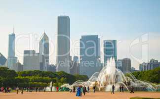 chicago downtown cityscape with buckingham fountain at grant par