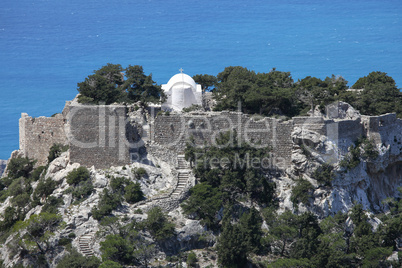Burgruine Monolithos mit weißer Kapelle, Rhodos
