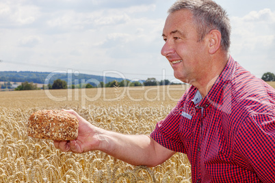 Man enough bread before Cornfield