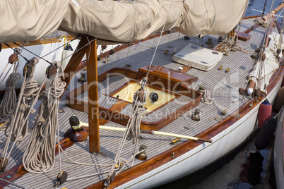 Segelyacht im Hafen von Kiel, Deutschland