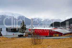 rote Halle in Haines in Alaska