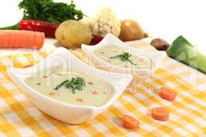 frisch gekochte Gemüsecremesuppe