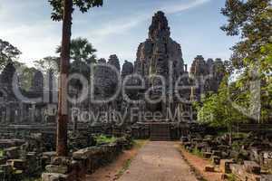 Angkor bayon temple