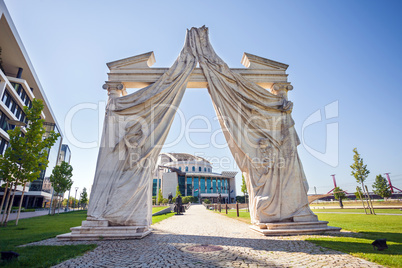 arch entrance to budapest national theater
